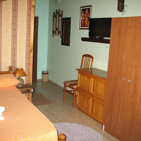 Guest House Slivek 外观 照片